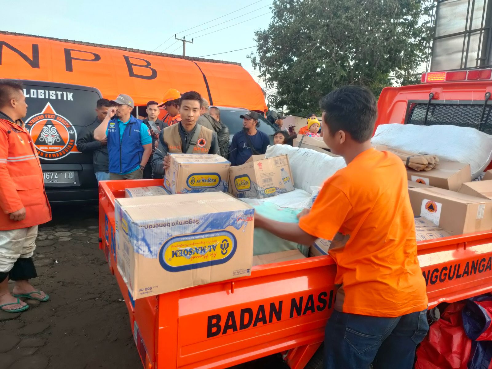 Selain Bantuan Sandang dan Pangan, Dinsos Kota Bandung Kirim Tim Asesmen ke Lokasi Longsor di KBB