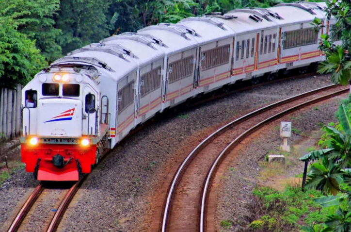Arus Mudik: 480 Ribu Tiket Terjual, KAI Tambah 16 Perjalanan dari Jakarta