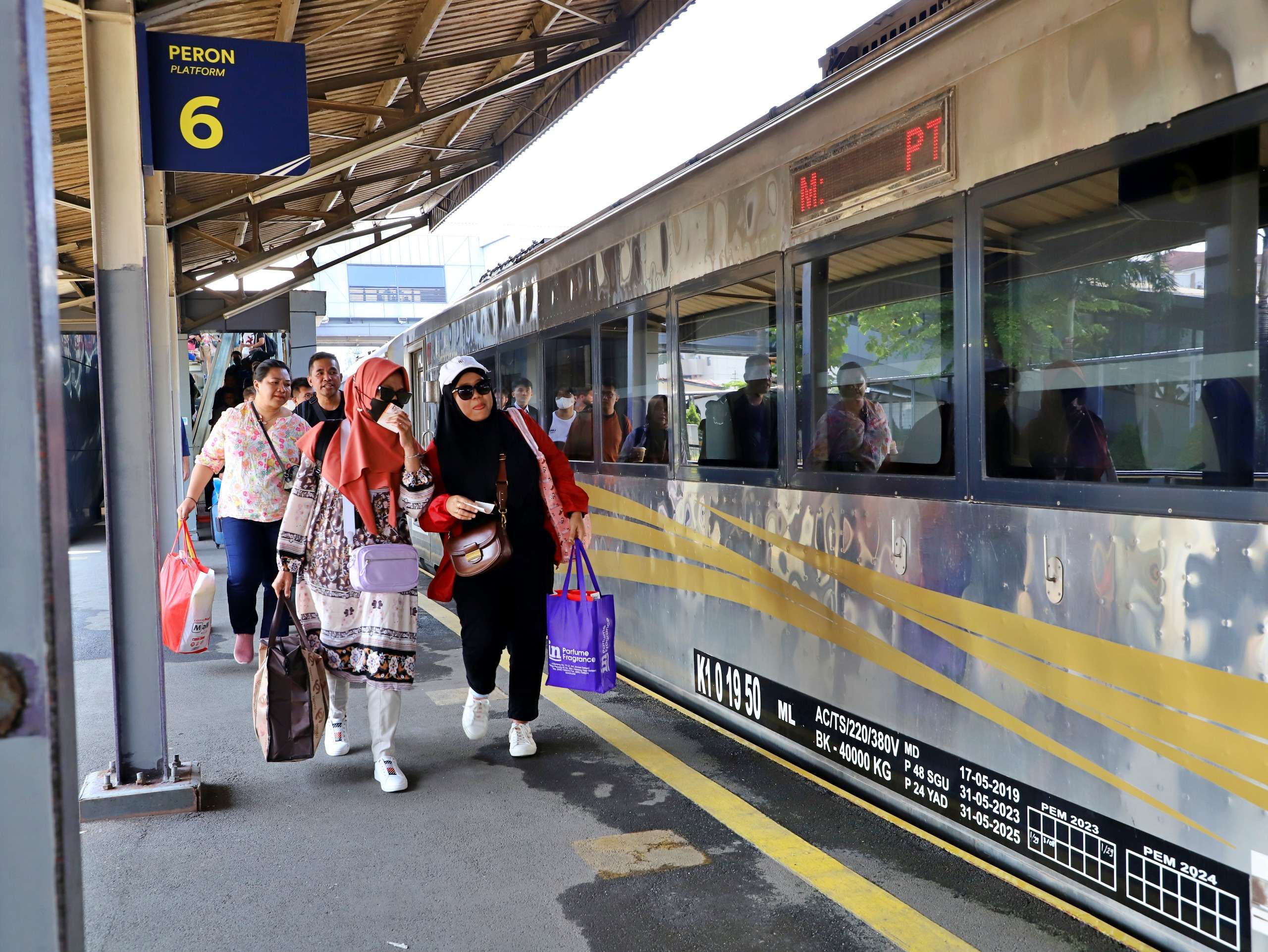 KAI: Libur Imlek Okupansi Kereta Tembus di Atas 100 Persen