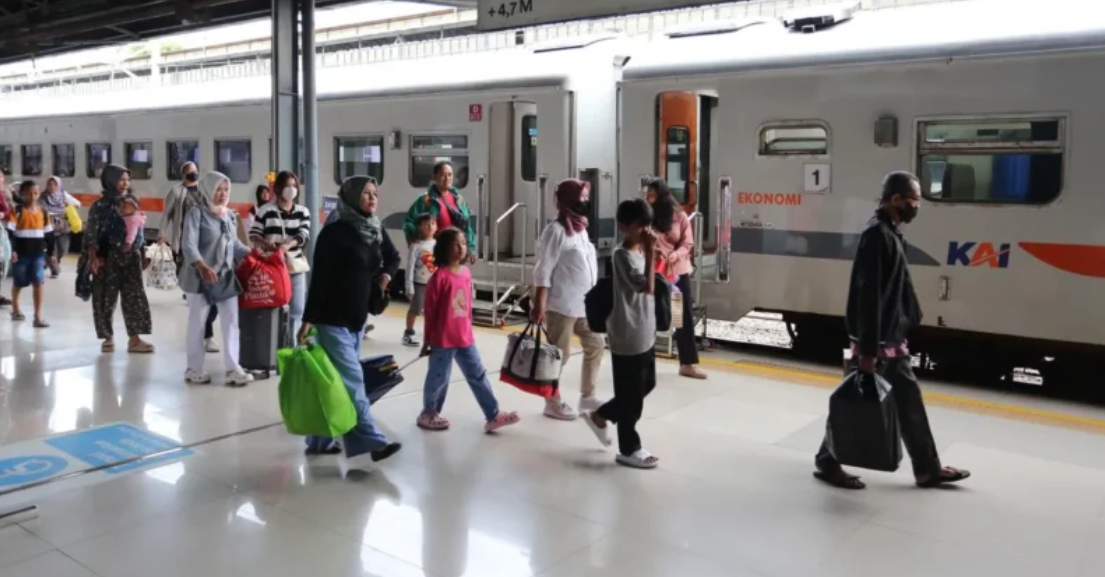 Arus Balik Hari Kelima, 52 Ribu Penumpang KA Tiba di Jakarta