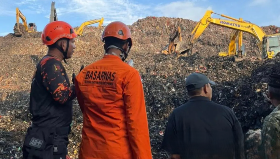 Longsor Sampah Bantargebang, Menteri LH Pastikan Panggil Pengelola