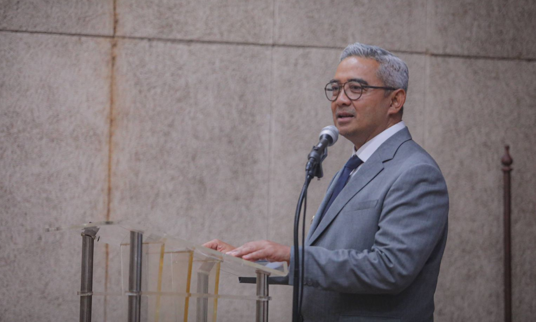 Harga Plastik Melonjak, Farhan Dorong Warga Bandung Kurangi Pemakaian Sekali Pakai