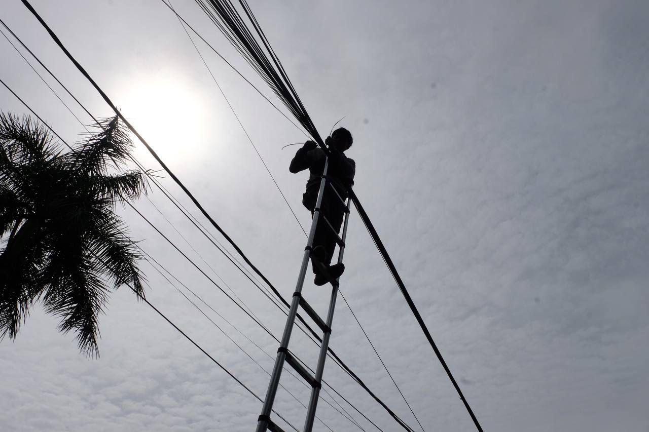 Diskominfo Bandung Fokus Rapikan Kabel Semrawut di Ruang Publik, Sepanjang 2026 Telah Tangani 41 Titik