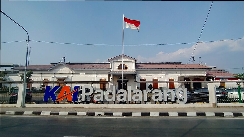 81,35 Persen Wisatawan Mancanegara Masuk Jabar Lewat Padalarang