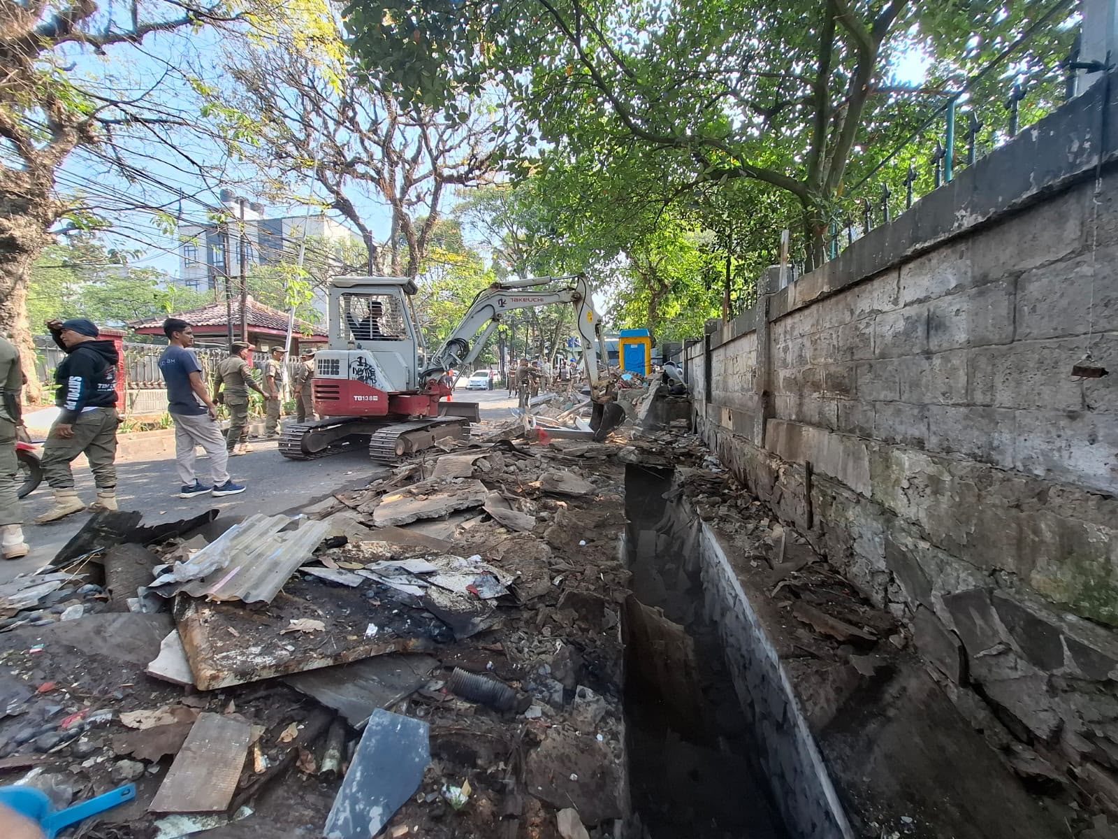 Trotoar Jalan Rajiman Dikembalikan ke Pejalan Kaki, 36 PKL Ditertibkan