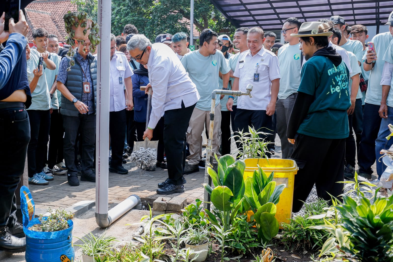 Bidik Tampung 10 Juta Liter Air Hujan, 200 Pemuda Ujungberung-Mandalajati Jadi Motor Gerakan Pepeling di Kota Bandung