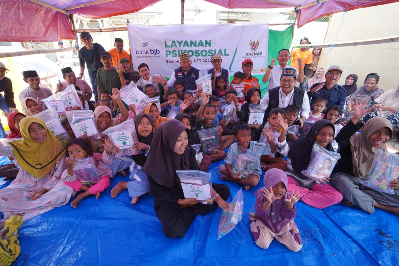 Korban Gempa Manggarai Timur Terima Bantuan Rp2 M dari Kota Bandung, Mulai Hunian Sementara hingga Perlengkapan Sekolah
